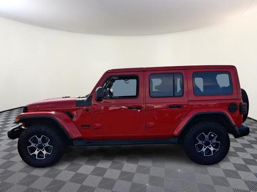 2022 Jeep Wrangler Unlimited Sahara Altitude