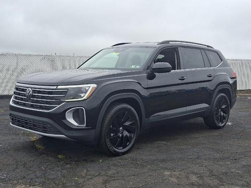 2025 Volkswagen Atlas 2.0T SE