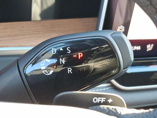 2026 Volkswagen Tiguan 2.0T SEL