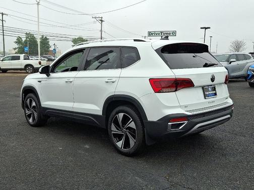 2024 Volkswagen Taos 1.5T SE