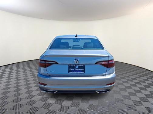 Pyrite Silver Metallic 2021 Volkswagen Jetta 1.4T R-Line