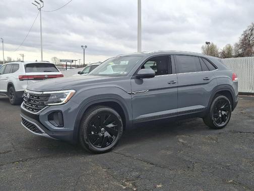 2025 Volkswagen Atlas Cross Sport 2.0T SE w/Technology