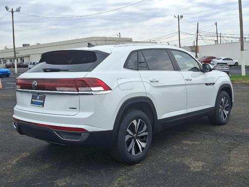 2025 Volkswagen Atlas Cross Sport 2.0T SE