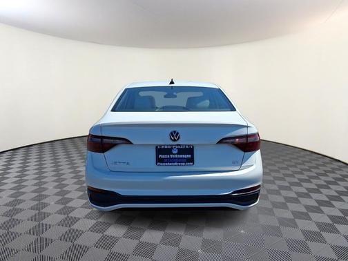 Opal White Pearl Effect 2023 Volkswagen Jetta 1.5T SE