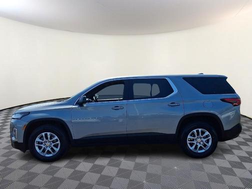 Sterling Gray Metallic 2023 Chevrolet Traverse LS