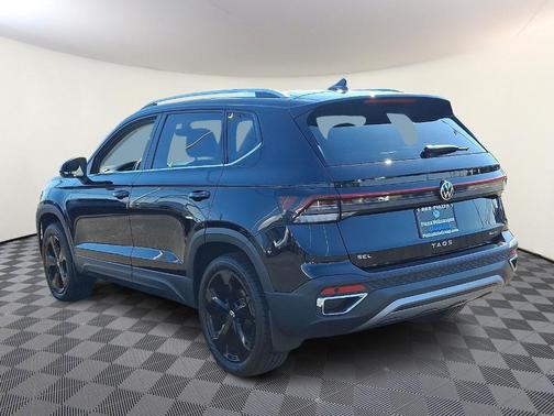 2025 Volkswagen Taos 1.5T SEL