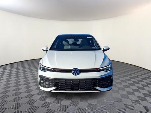 2025 Volkswagen Golf GTI 2.0T SE