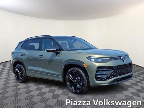 Avocado Green 2026 Volkswagen Tiguan 2.0T SE R-Line Black