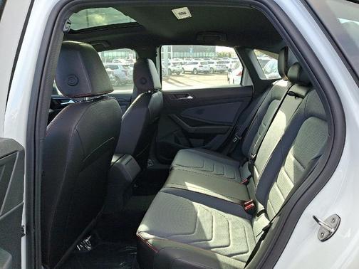 Pure White W/Deep Black Roof 2026 Volkswagen Jetta GLI 2.0T Autobahn