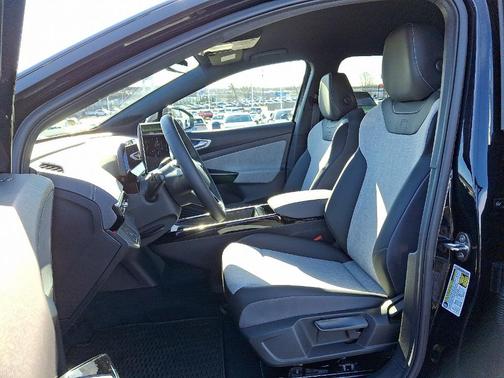 2025 Volkswagen ID.4 Pro