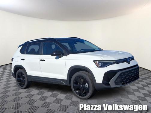 2025 Volkswagen Taos 1.5T SE Black