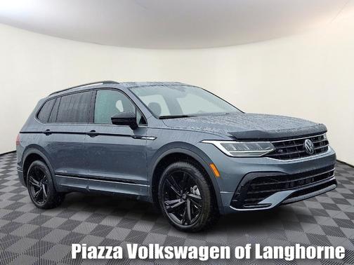 2024 Volkswagen Tiguan 2.0T SE R-Line Black