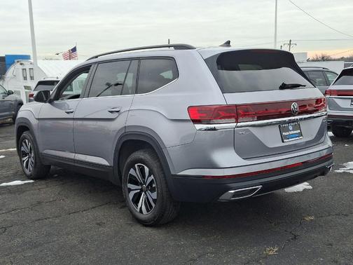 2025 Volkswagen Atlas 2.0T SE