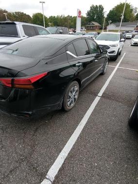 2022 Nissan Altima S FWD