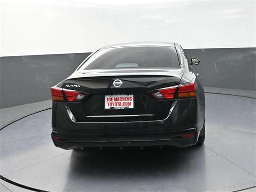 2022 Nissan Altima S FWD
