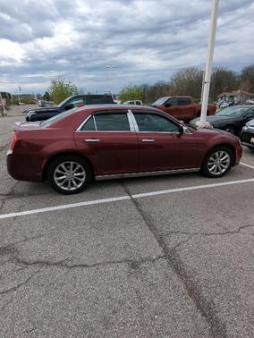 2016 Chrysler 300 Limited
