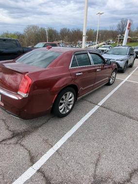 2016 Chrysler 300 Limited