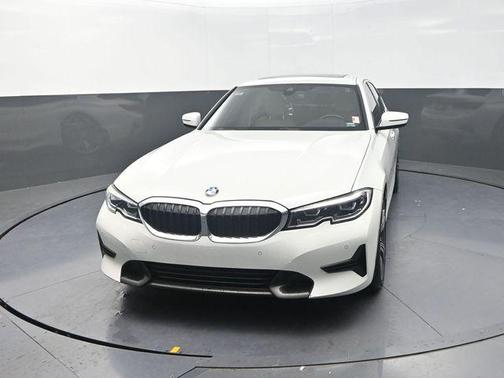 Alpine White 2021 BMW 330 330i