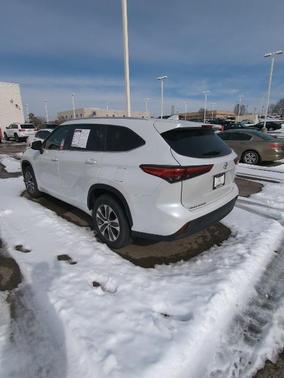 2023 Toyota Highlander XLE