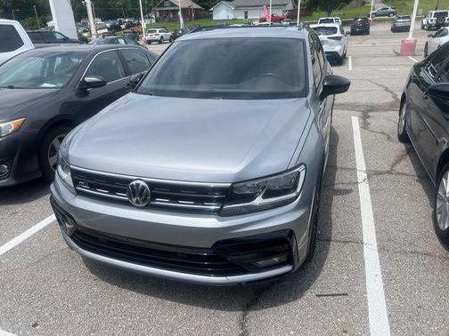 Silver Metallic 2021 Volkswagen Tiguan 2.0T SE R-Line Black