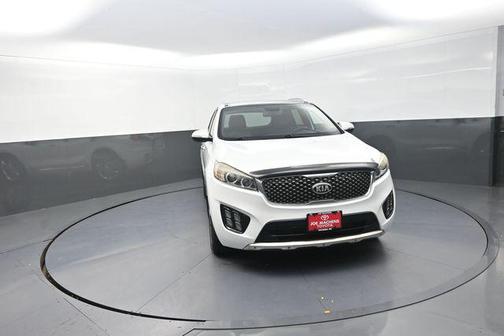 Snow White Pearl 2016 Kia Sorento SXL