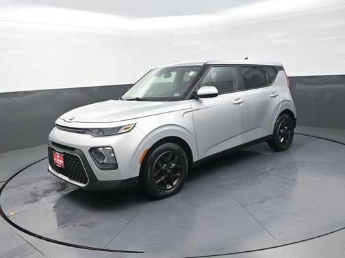 Sparkling Silver 2020 Kia Soul S