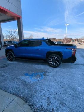 2025 Chevrolet Silverado EV Extended Range RST