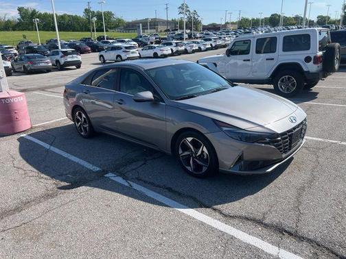 Fluid Metal 2022 Hyundai ELANTRA Limited