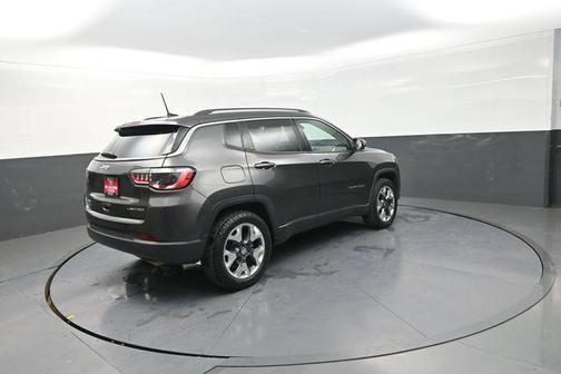 Granite Crystal Metallic Clearcoat 2021 Jeep Compass Limited