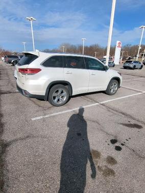 2017 Toyota Highlander Limited