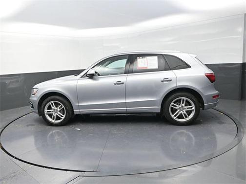 2016 Audi Q5 2.0T Premium Plus