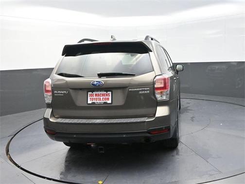 2017 Subaru Forester 2.5i Touring
