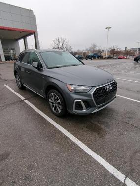2024 Audi Q5 45 S line Premium Plus