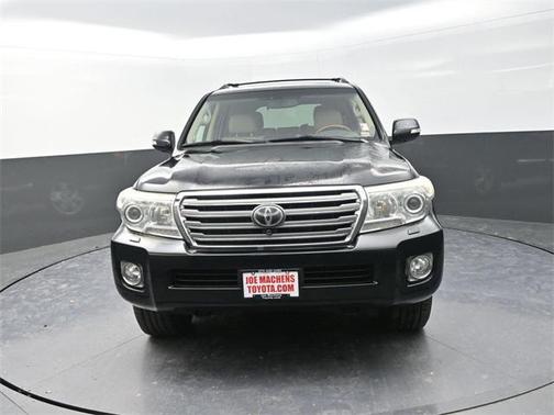 2013 Toyota Land Cruiser Base