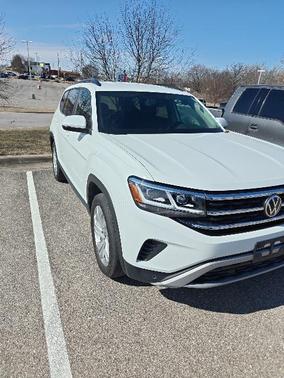 2022 Volkswagen Atlas 3.6L SE w/Technology
