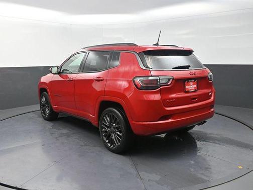 Redline Pearlcoat 2022 Jeep Compass (RED) Edition 4x4