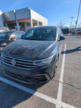 2022 Volkswagen Tiguan 2.0T SEL R-Line 4MOTION