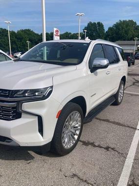 Iridescent Pearl Tricoat 2023 Chevrolet Tahoe Premier