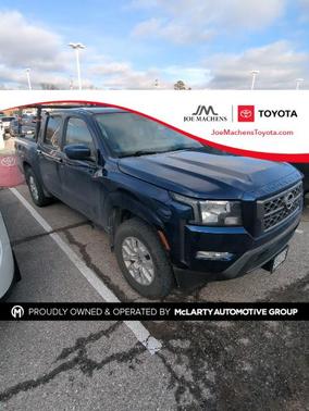 2022 Nissan Frontier SV