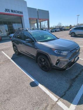 2019 Toyota RAV4 Hybrid SE