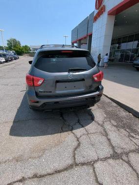 Gun Metallic 2019 Nissan Pathfinder SV