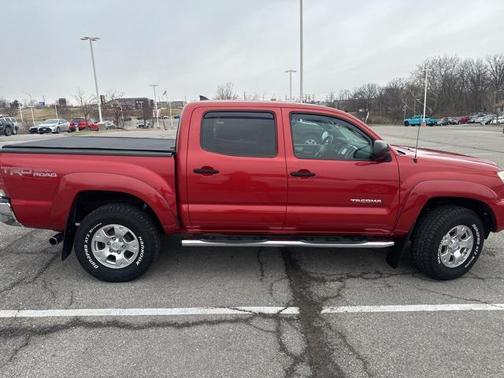 2015 Toyota Tacoma Base