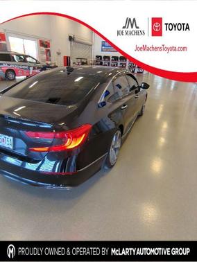 2019 Honda Accord Touring 2.0T