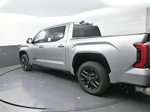 2026 Toyota Tundra Hybrid Platinum