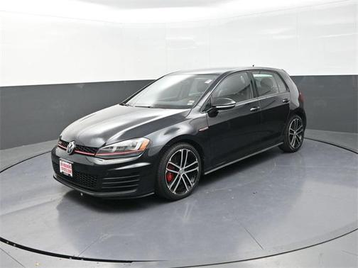 2017 Volkswagen Golf GTI 2.0T S 4-Door