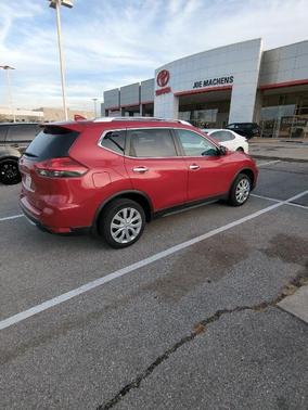2017 Nissan Rogue S