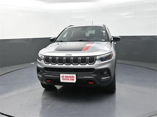 2023 Jeep Compass Trailhawk