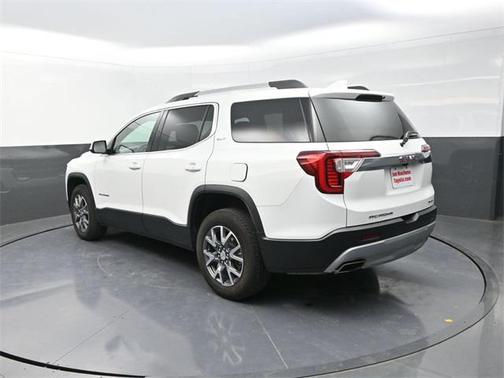 2023 GMC Acadia AWD SLT