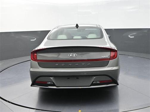 2023 Hyundai SONATA Hybrid Limited