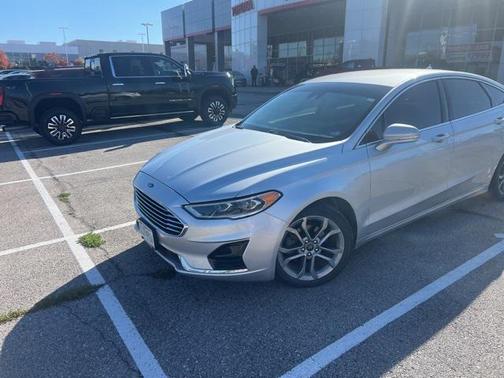 2019 Ford Fusion SEL